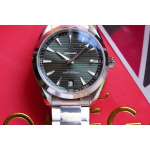 VS  오메가 아쿠아 테라 150M