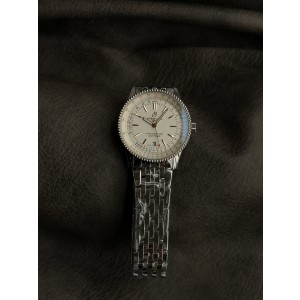 V7/브라이틀링 네비타이머 1 41MM