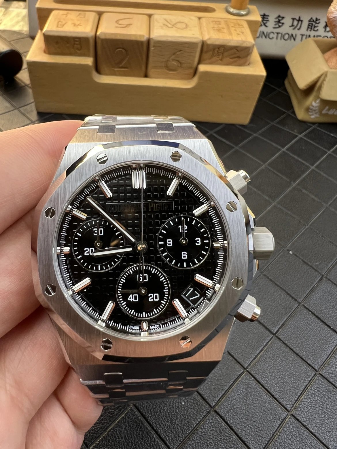 APS/오데마피게 로얄오크 26240 V2