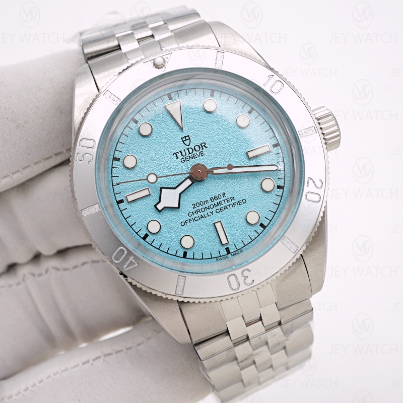 3T/튜더 블랙베이 54 라군 블루 M79000  41mm