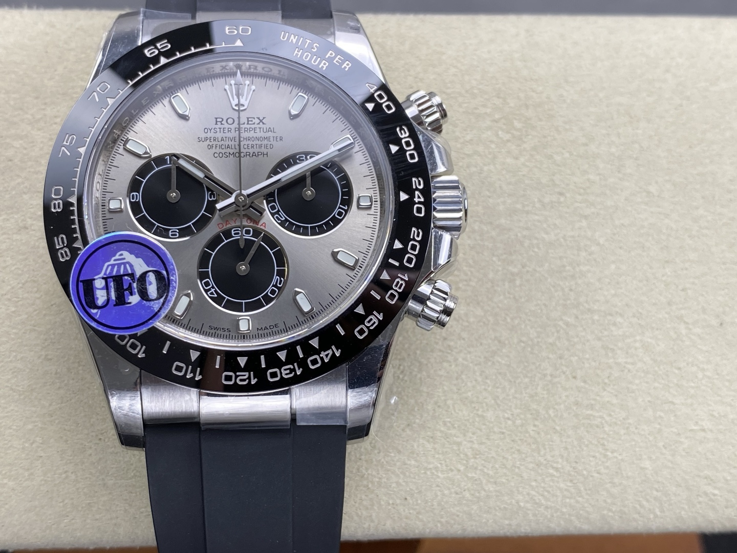 UFO/롤렉스 데이토나 4130