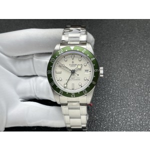 3CF 튜더 블랙베이 58 GMT