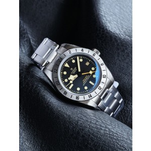 3CF 튜더 블랙베이 58 GMT